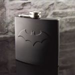 Czarna Piersiówka Batman prezent dla niego warszawa