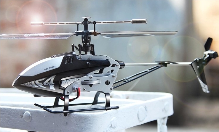 Helikopter RC Syma F4 prezent dla dzieci i dla niego