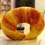Poduszka croissant prezent dla dziewczyny warszawa