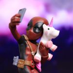 Figurka Deadpool z Jednorożcami prezent dla chłopaka warszawa 