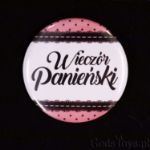 Przypinki na wieczór panieński wieczór panieński różowa koronka warszawa