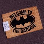 Wycieraczka Batmana Welcome to Batcave prezent dla brata na urodziny