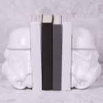 Podstawki do Książek w kształcie głowy stormtroopera 