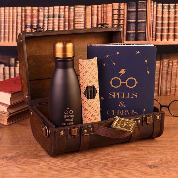 Harry Potter – Magiczny Kufer z Prezentami Premium zestaw prezentowy Harry Potter