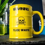 Kubek Toxic Waste żółty kubek beczka