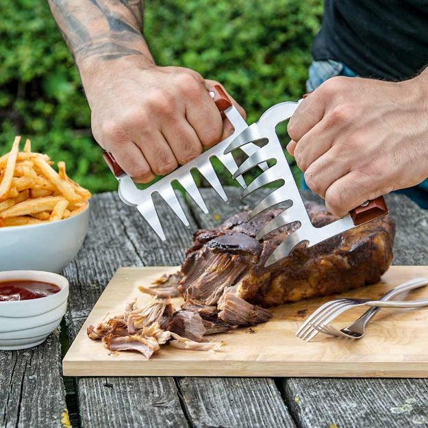 BBQ Meat Claws - metalowe pazury niedźwiedzia do szarpanej wołowiny i grilla polecamy dla niego!