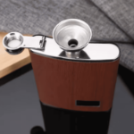 elegancka piersiówka 255 ml z lejkiem