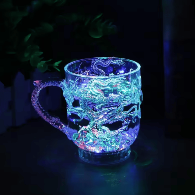 kubek smok LED świecący 285 ml
