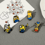 przypinki minionki zestaw 5 szt broszki