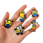 przypinki minionki zestaw 5 szt broszki