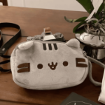 piornik pusheen pluszowy szary kot kawaii