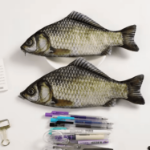 piórnik ryba karp realistyczny