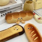 piórnik pieczywo śmieszny prezent