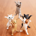 Figurki koty stojak dekoracja biurkowa
