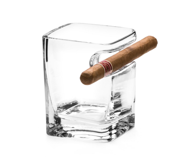 Szklanka na whisky i cygaro