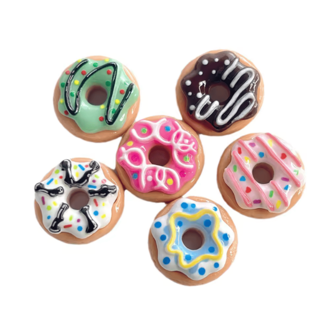 Magnesy pączki 6 szt. – kolorowe magnesy na lodówkę w stylu kawaii