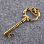 Otwieracz do butelek klucz vintage – metalowy otwieracz retro prezent