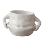 Kubek brzuch z rękami – ceramiczny kubek 350 ml w kształcie torsu