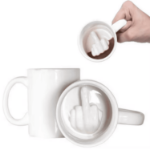 Kubek Up Yours – kubek z palcem środkowym 300 ml ceramiczny