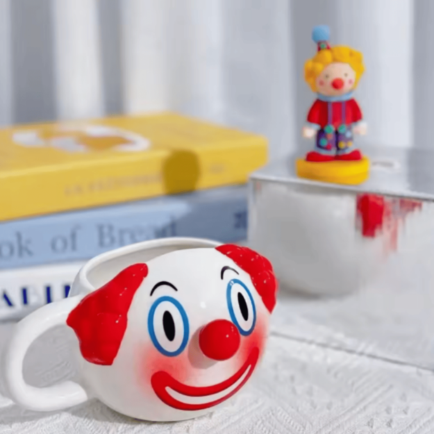 Kubek klaun Joker 400 ml ceramiczny prezent zabawny