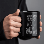 Kubek I work hard so my cat 350 ml czarny prezent dla kociarza