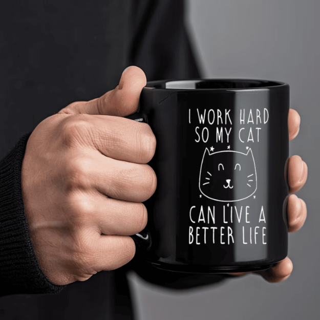 Kubek I work hard so my cat 350 ml czarny prezent dla kociarza