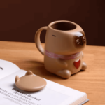 Kubek kapibara 400 ml ceramiczny z pokrywką prezent