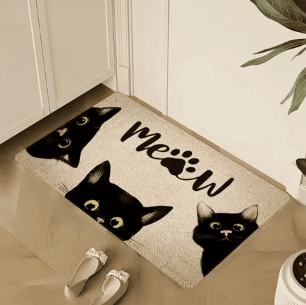 Wycieraczka Czarny Kot – filcowa mata podłogowa  Wycieraczka Czarny Kot – filcowa mata podłogowa 60x40 cm