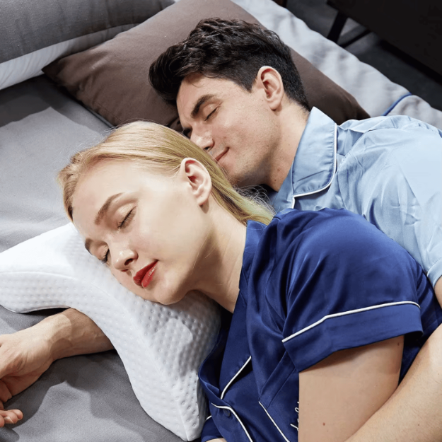Poduszka dla par Memory Foam – ergonomiczna poduszka do przytulania