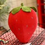 Poduszka Truskawka – pluszowa przytulanka 25 cm 