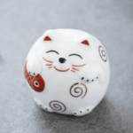 Skarbonka kot szczęścia maneki neko ceramiczna 7 cm prezent