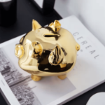 Skarbonka świnka złota ceramiczna 14 cm 