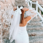 Welon z kokardą Bride – elegancki dodatek na wieczór panieński