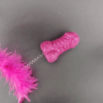 Opaska penis z piórkami – różowy gadżet na wieczór panieński