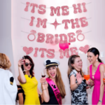 Baner It’s Me Hi I’m The Bride – dekoracja na wieczór panieński