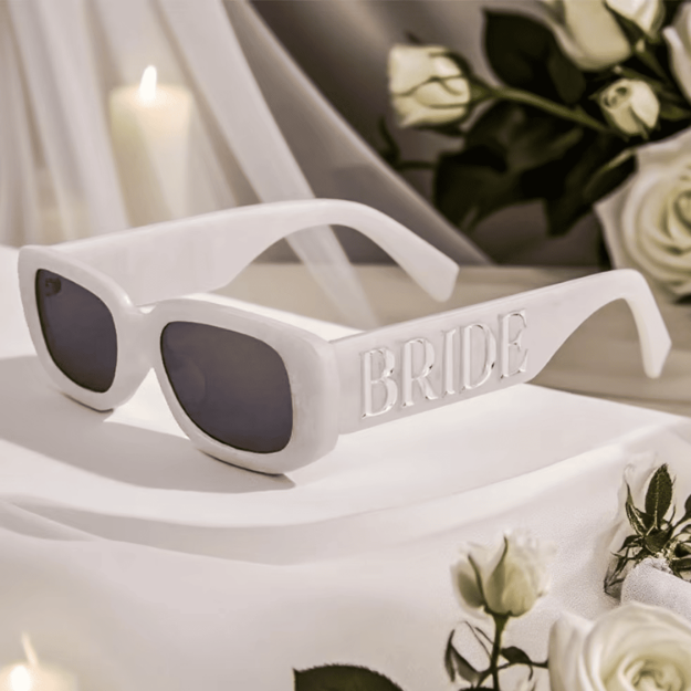 Okulary BRIDE białe – imprezowe okulary panny młodej