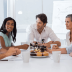 Toppery muskularni chłopcy – 12 szt. dekoracje na panieński