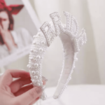 Opaska Bride perłowa biała – elegancka opaska panny młodej