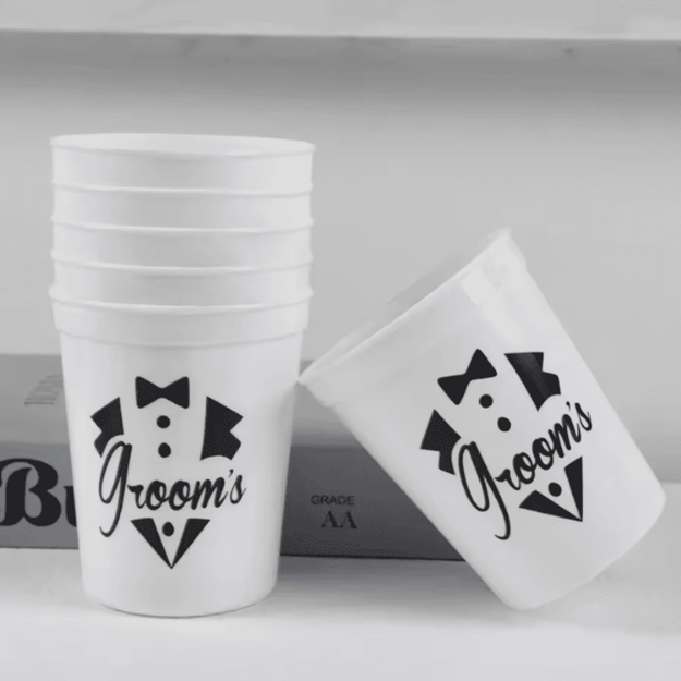 Kubki Groom's białe 5 sztuk na kawalerski