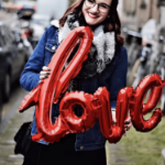 Balon LOVE foliowy 102 cm – dekoracja ślubna i walentynkowa