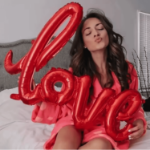 Balon LOVE foliowy 102 cm – dekoracja ślubna i walentynkowa